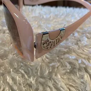 Fendi FS5065 Cold Insert Fendi | Accessories | Fendi Fs565 Cold Insert | Poshmark main image 3